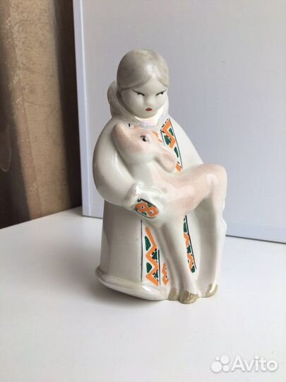 Статуэтки фарфоровые СССР Сысерть