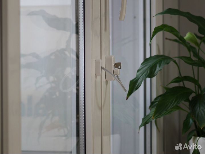 Надёжный Детский замок на окна