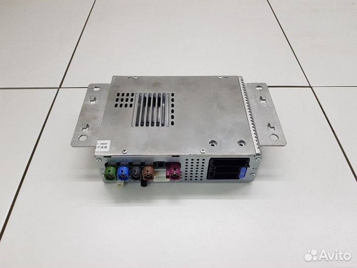 Медиацентр (Geely Coolray)