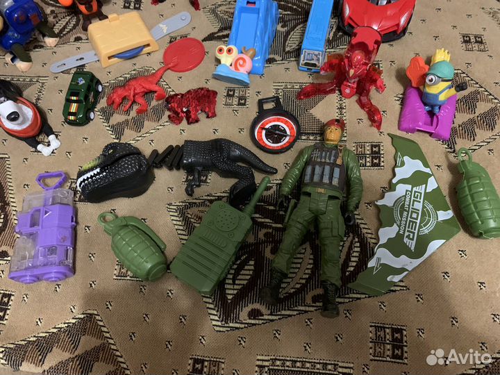Игрушки для мальчика пакетом