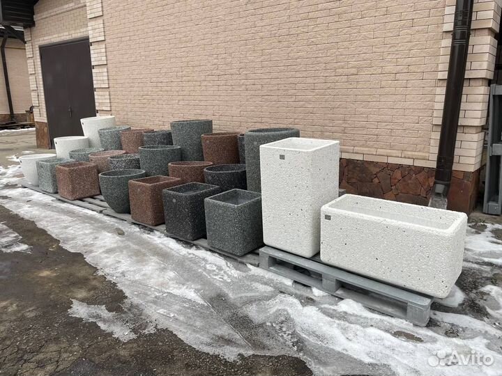 Вазоны для цветов