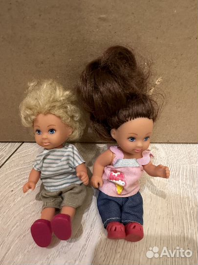 Мебель и детская площадка для кукол