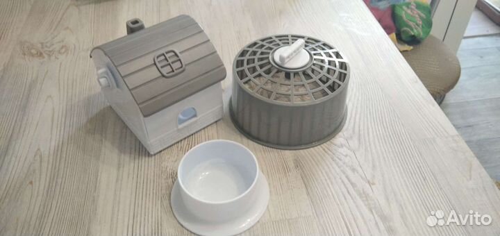 Поилка домик для хомяка