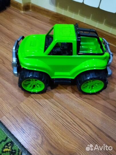 Игрушки бу машинки