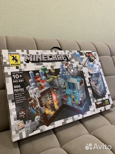 Конструктор minecraft 866 деталей