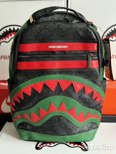 Рюкзак черный Sprayground Крокодил