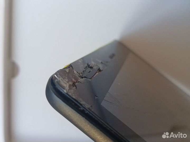 Разбит дисплей Surfpad 4 L