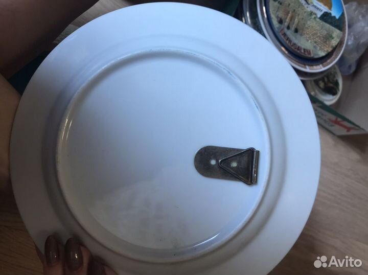 Настенная тарелка