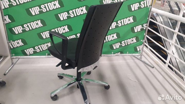 Кресла нат. кожа германия Б.У. Этот товар в Екате