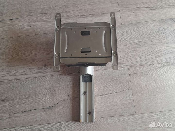 Крепление для телевизора на стену