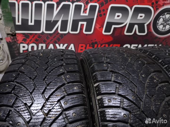 Pirelli Formula Ice 215/55 R17