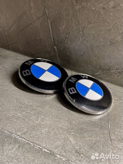 Эмблема значок на BMW (бмв)