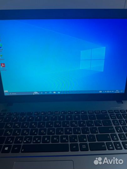 Ноутбук Asus x550c