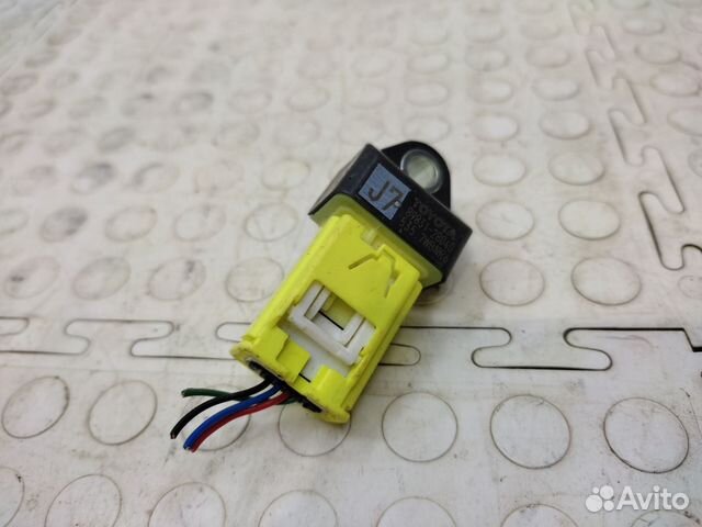 Датчик удара Lexus Rx 4 AL20 2015