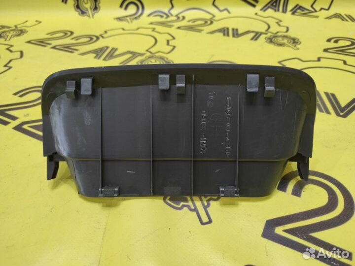 Накладка на панель приборов Toyota Ist NCP60