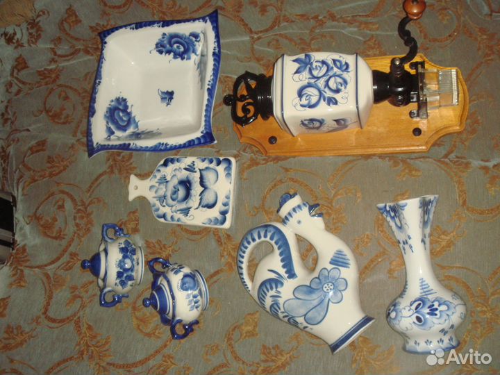 Гжель - Кофемолка ручная, настенная и прочее