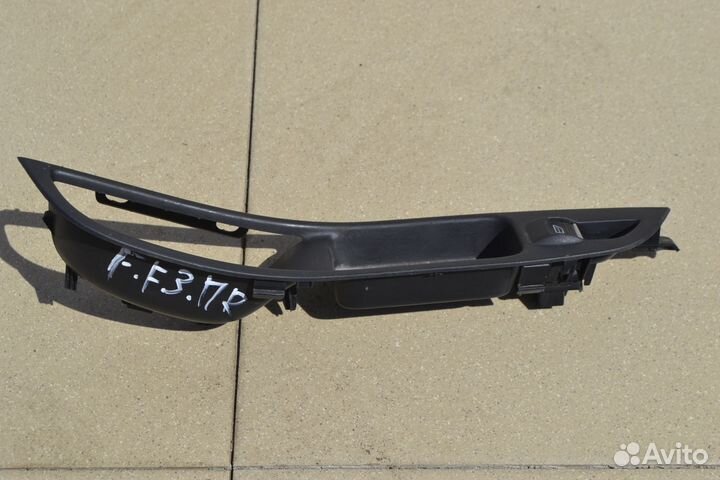 Кнопка стеклоподьемника передняя правая Ford Focus