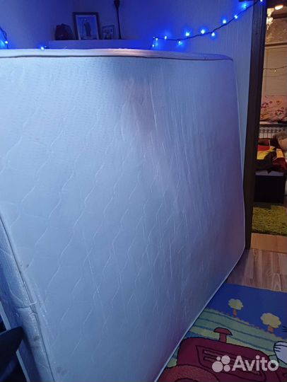 Матрас 160х200 бу