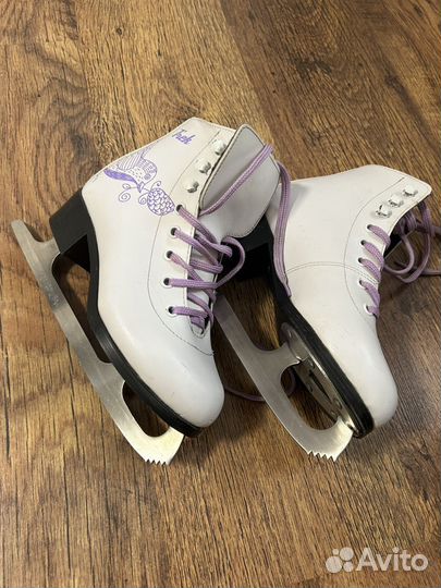 Коньки фигурные