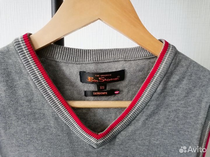 Жилетка мужская классическая xs фирма Ben Sherman