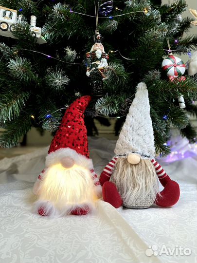 Интерьерные новогодние игрушки гномики