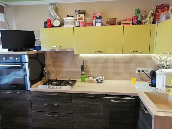 4-к. квартира, 79 м², 9/9 эт.