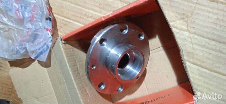 Ступица переднего колеса Опель Вектра А, Калибра