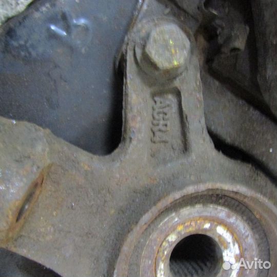 Кулак поворотный передний правый honda Civic 5D 2