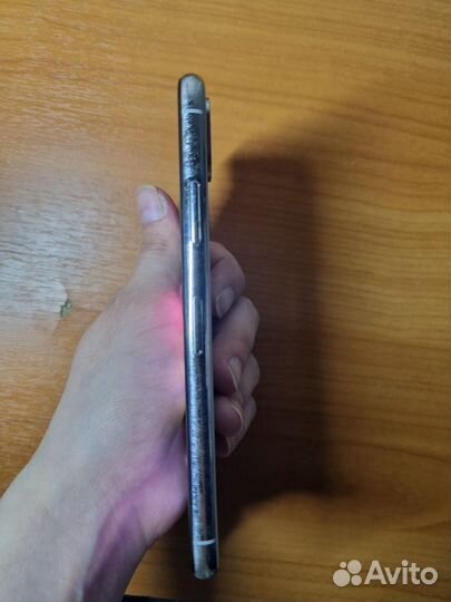 iPhone X, 64 ГБ