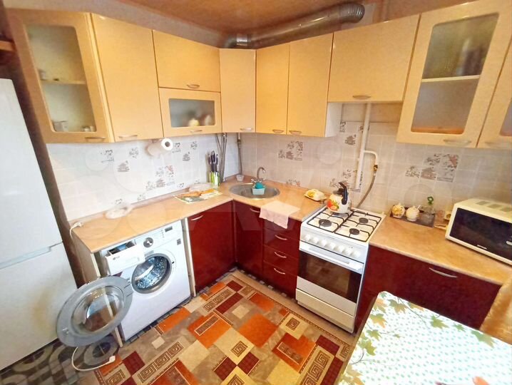 2-к. квартира, 43 м², 1/5 эт.