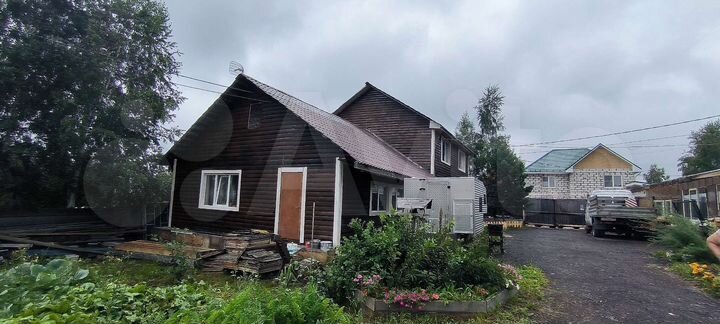 Дом 200 м² на участке 15 сот.