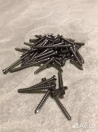 Титановые винты медицинские