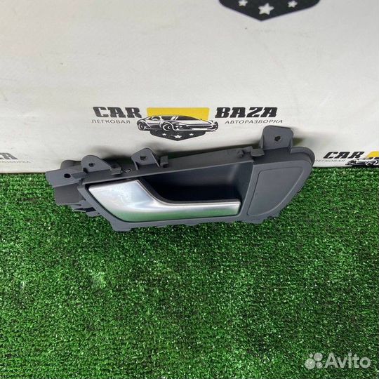 Ручка двери внутренняя задняя левая Audi A4