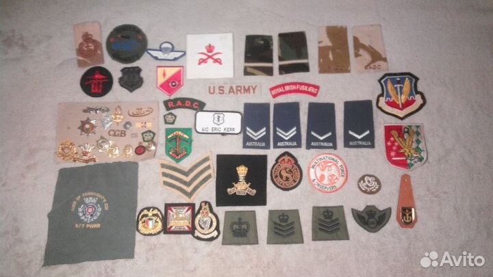 Коллекция кокард и нашивок ок 60 шт