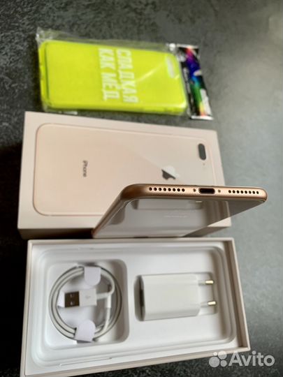 iPhone 8 Plus, 64 ГБ