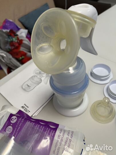 Молокоотсос avent ручной
