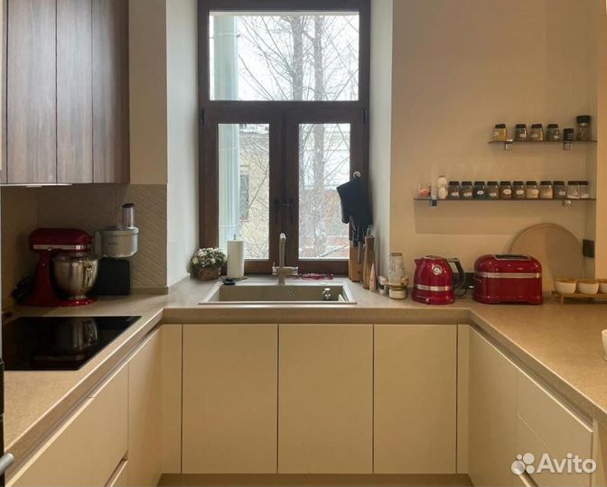 Прямая кухня на заказ. Фабрика