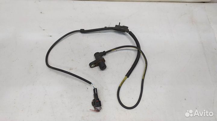 Датчик аbs toyota Isis M1 04-10 Передний правый