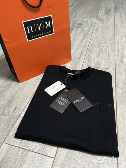 Essentials футболка