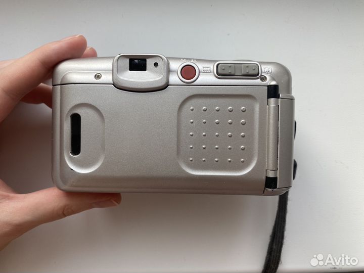 Плёночный фотоаппарат Fujifilm zoomdate 140 EZ