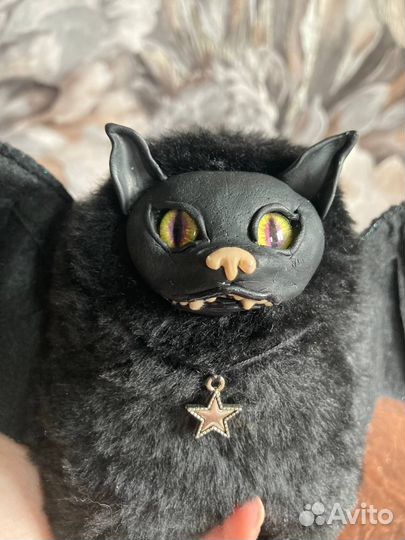 Летучая мышь