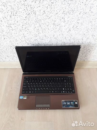 Шустрый ноутбук core i5/ 6gb/ GT 520mx