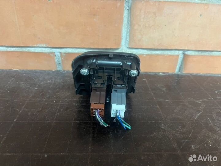 Блок кнопок Nissan Juke 1