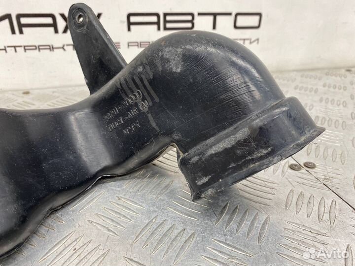 Б/У воздухозаборник Hyundai Elantra XD D4EA 2001