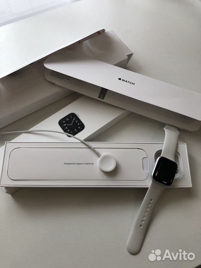 Смарт часы Apple watch SE 40mm