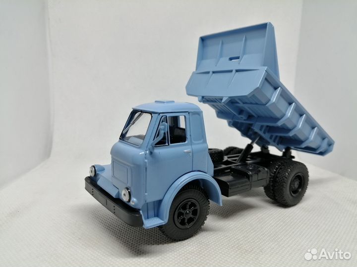 Модель маз-510 одноместный «Самосвал» опытный
