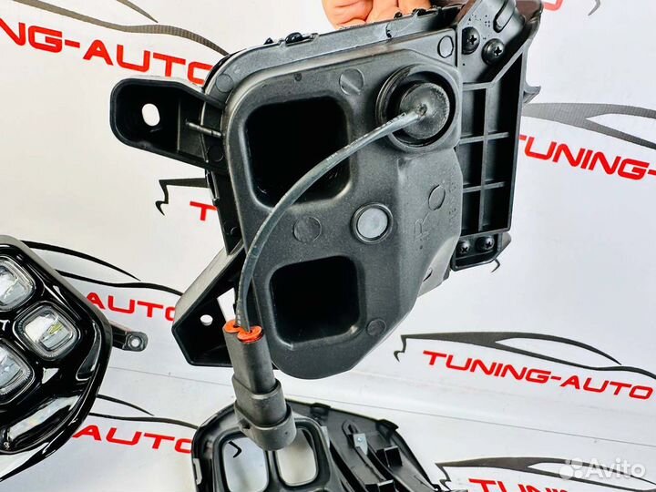 Противотуманные фары Kia Sportage / K5 W8712