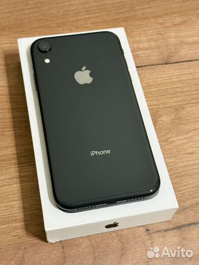 iPhone Xr, 64 ГБ