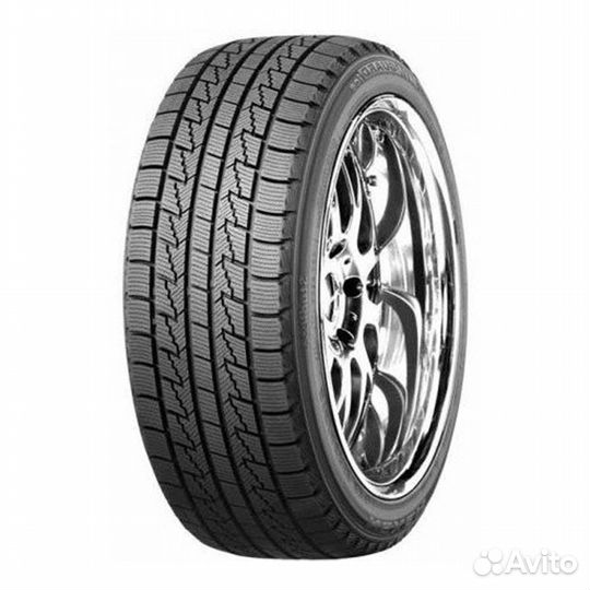 Roadstone Winguard Ice 215/55 R17 94Q