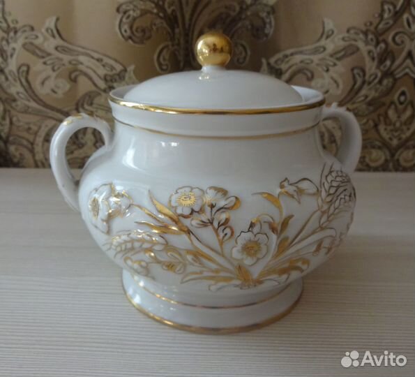 Фарфоровая сахарница СССР